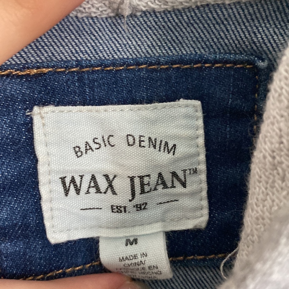 Denim jacket - Picture 2 of 3